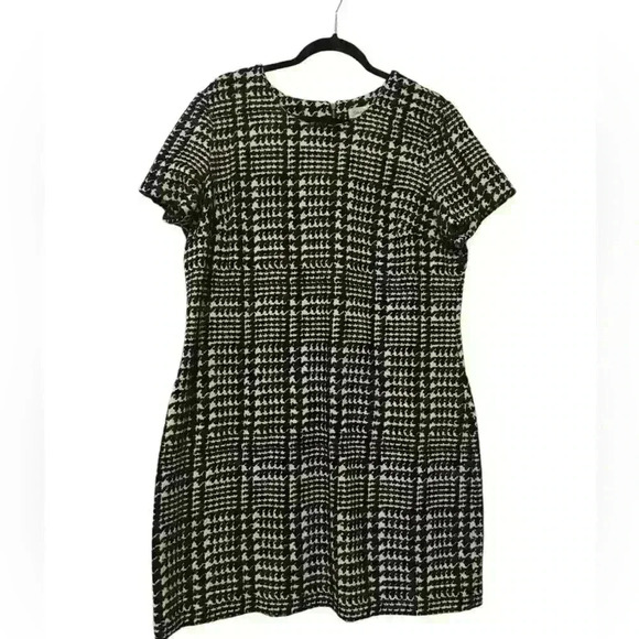 Calvin Klein Black & White Dress Size 16 – Short Sleeve, Shift Style, Back Zip - Picture 1 of 7